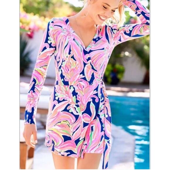 Lilly Pulitzer Wrap Front Romper Dress Resort Navy Summer Vacation Brunch Bright - Picture 1 of 9
